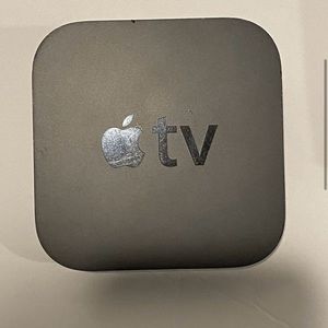 Apple TV HD 2nd Gen 2021 1080p 32GB A1625 MHY93LL/A & Aluminum A2194 Remote